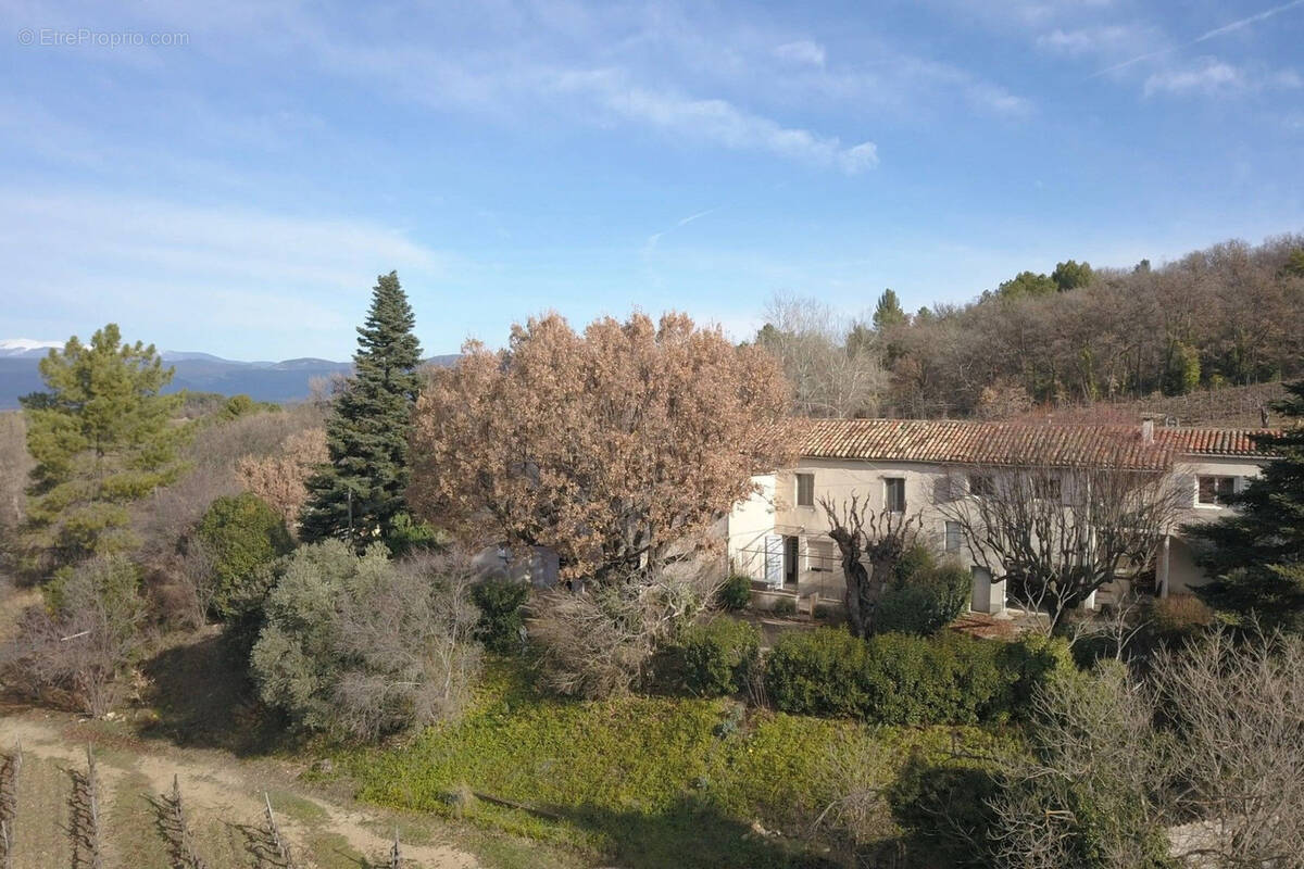 Maison à BONNIEUX