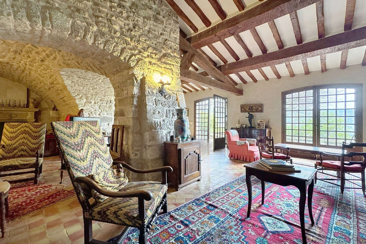 Maison à SAIGNON