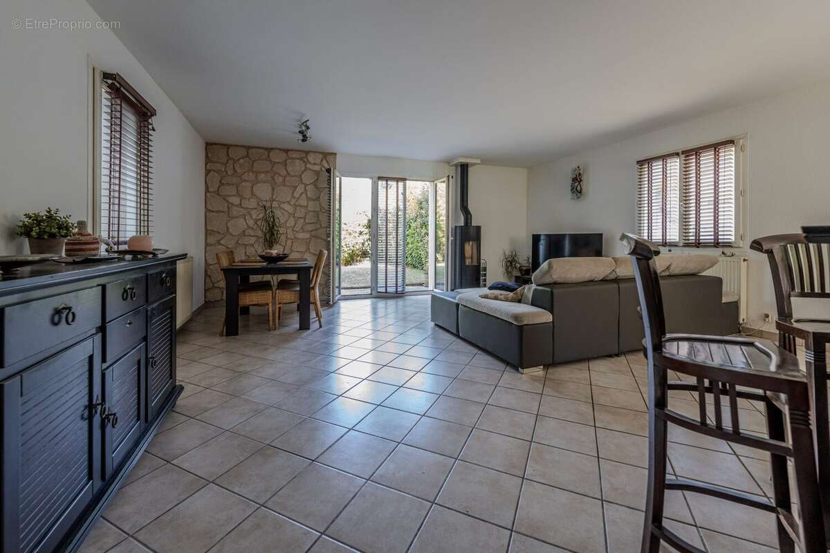 Maison à ECHIROLLES