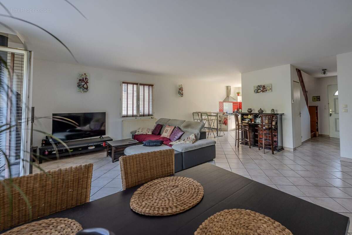 Maison à ECHIROLLES