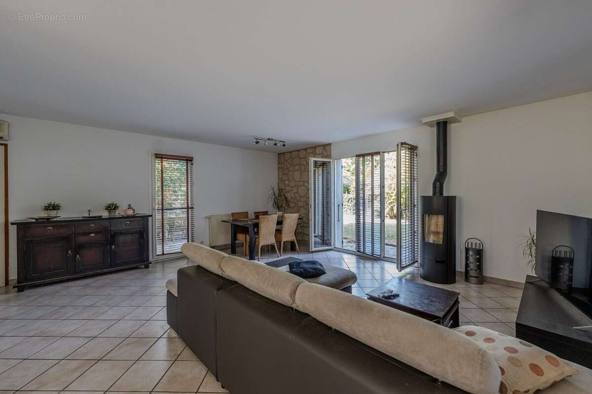 Maison à ECHIROLLES