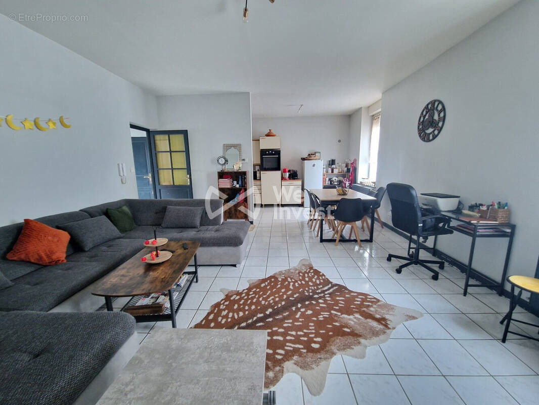 Appartement à BOUXIERES-AUX-DAMES