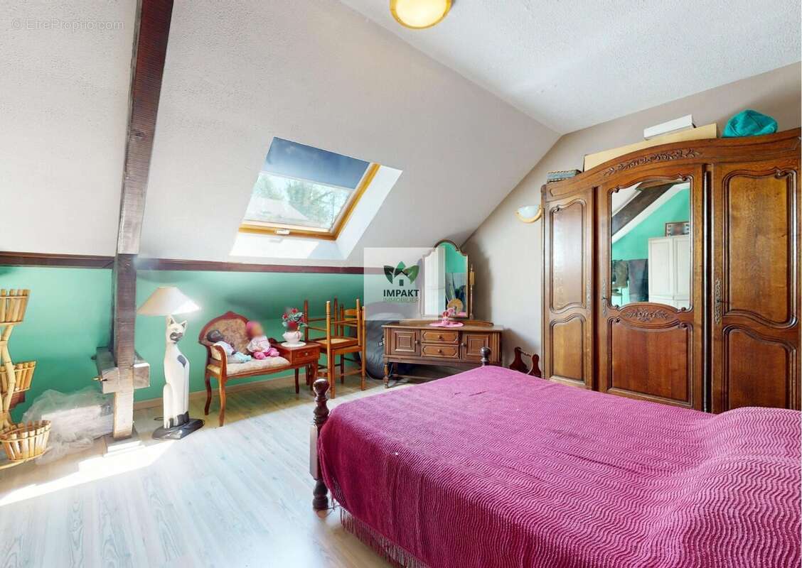 Maison à MENONCOURT