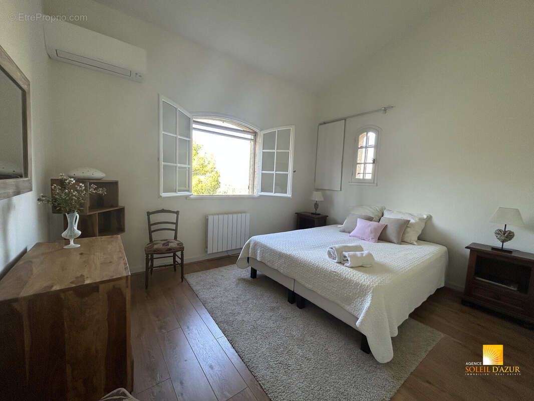 Maison à PEYMEINADE