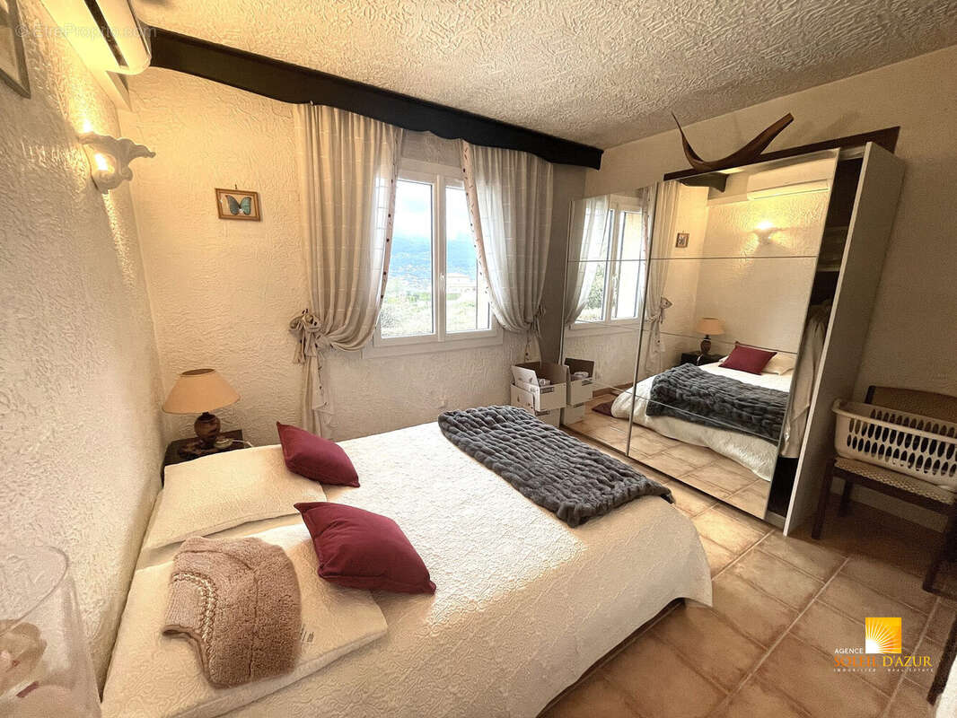 Maison à PEYMEINADE