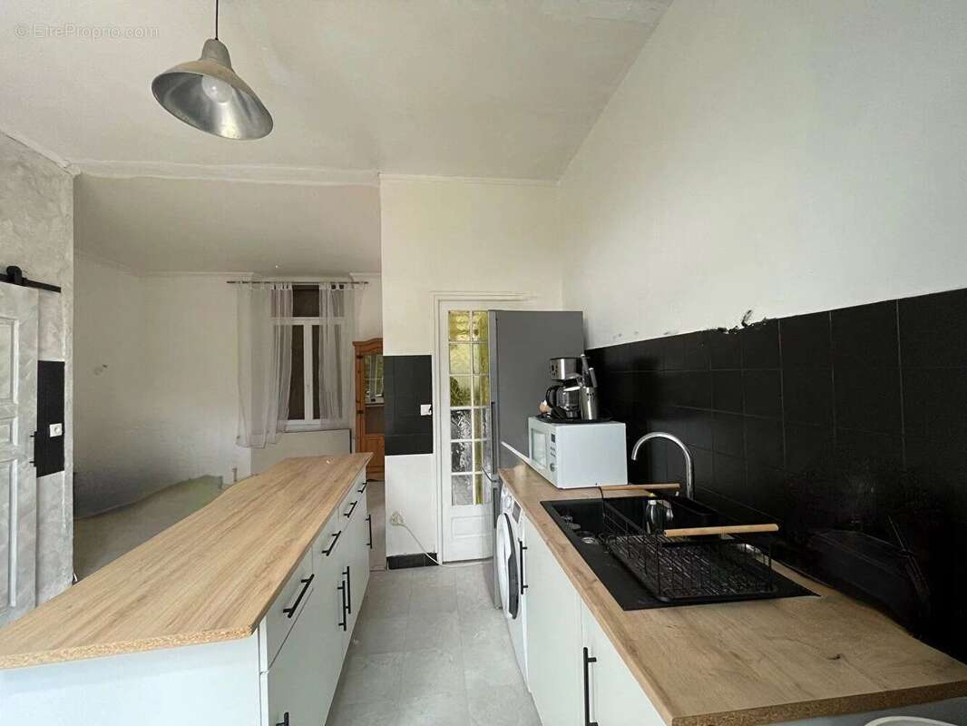 Maison à LA FERTE-SAINT-CYR