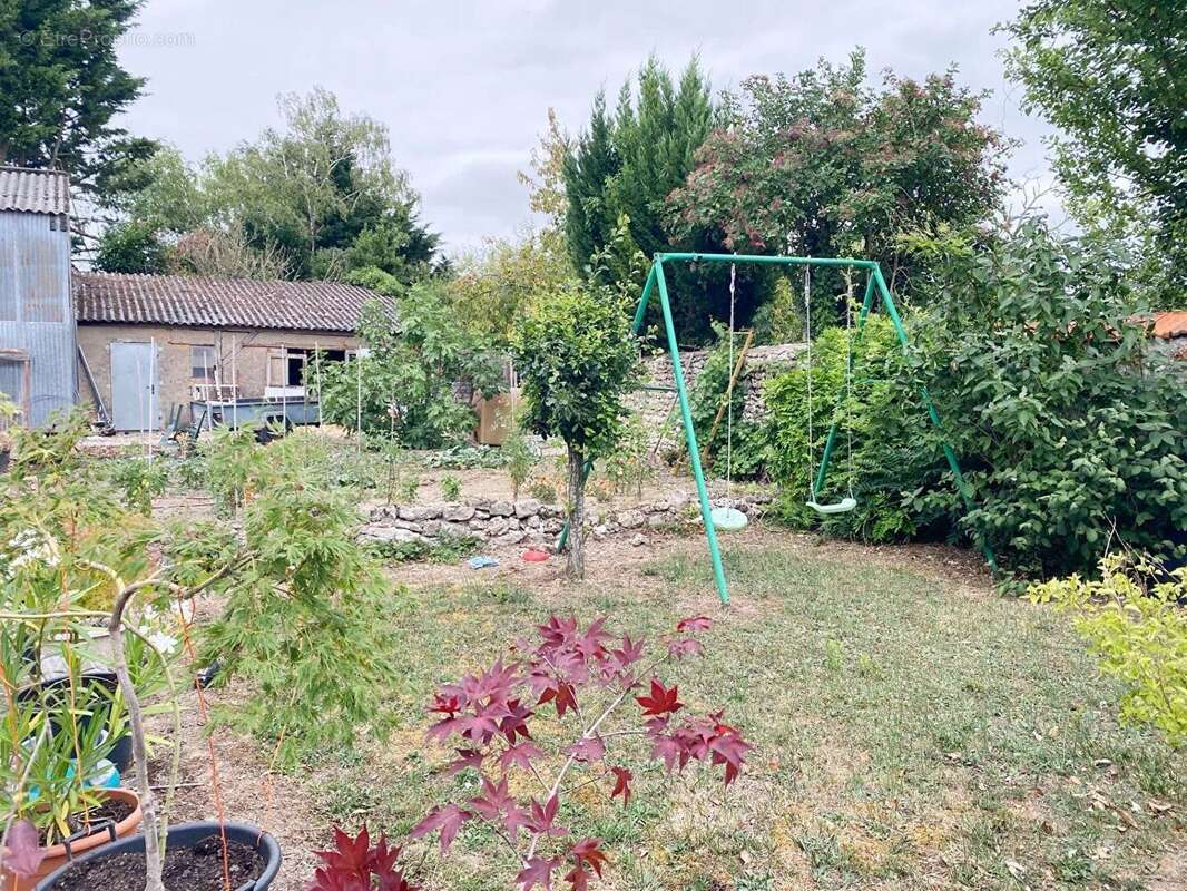 Maison à CHARSONVILLE