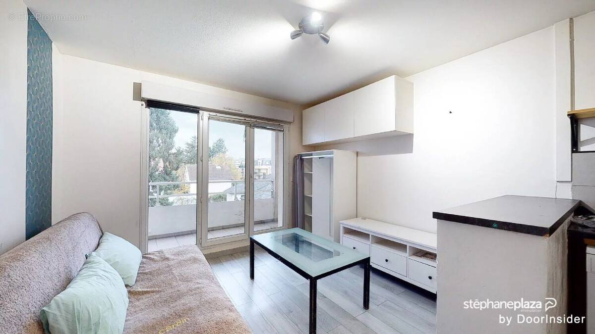 Appartement à PONTAULT-COMBAULT