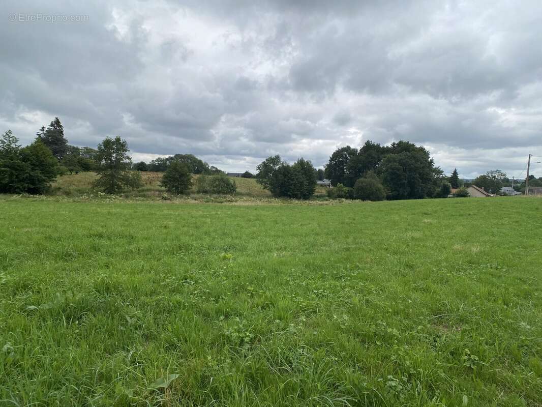 Terrain à ARCIZAC-ADOUR