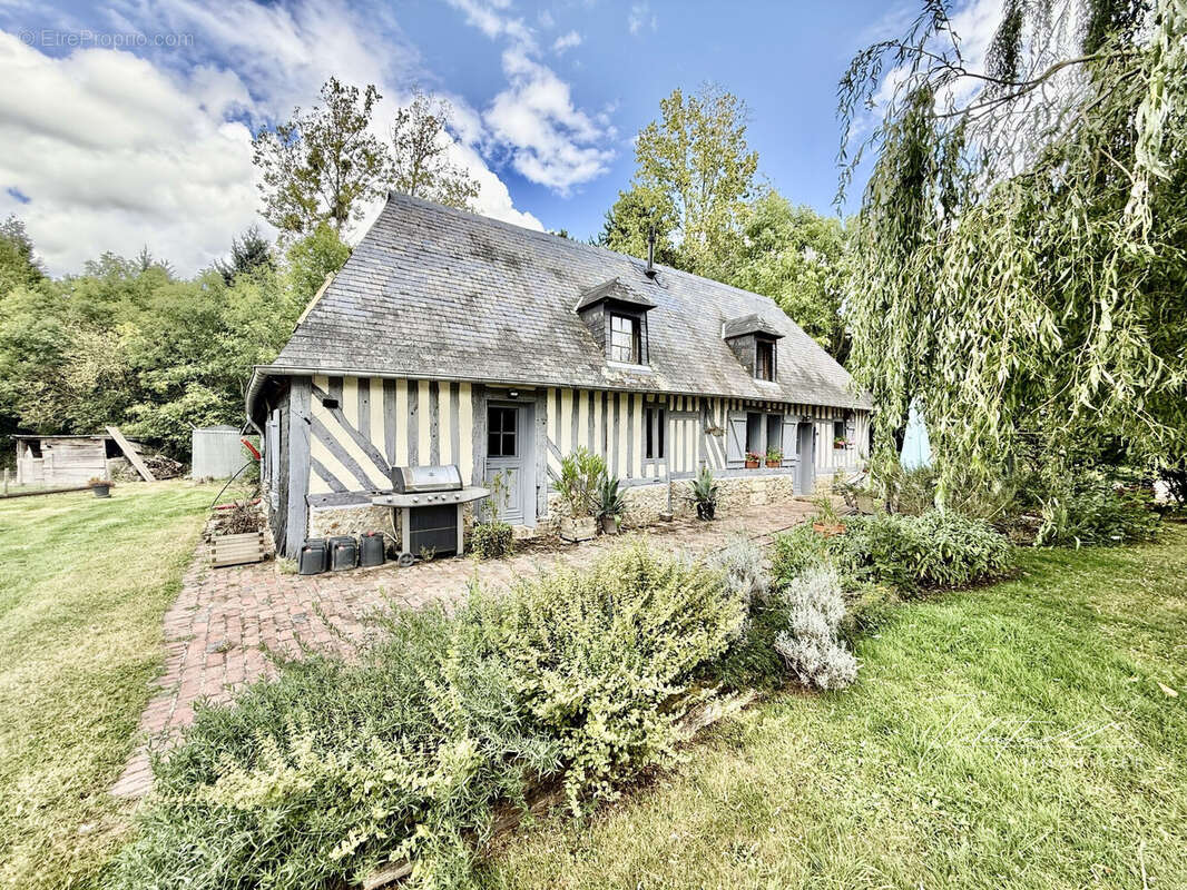 Maison à PONT-L&#039;EVEQUE