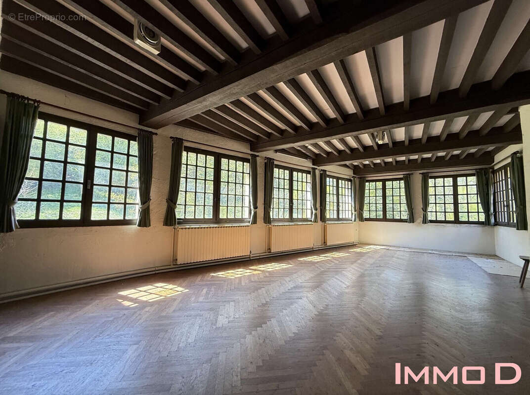 Maison à VIVIERS-LE-GRAS