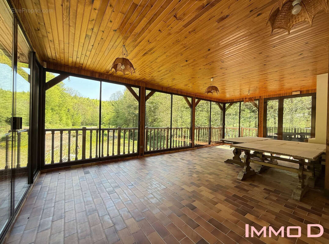 Maison à VIVIERS-LE-GRAS