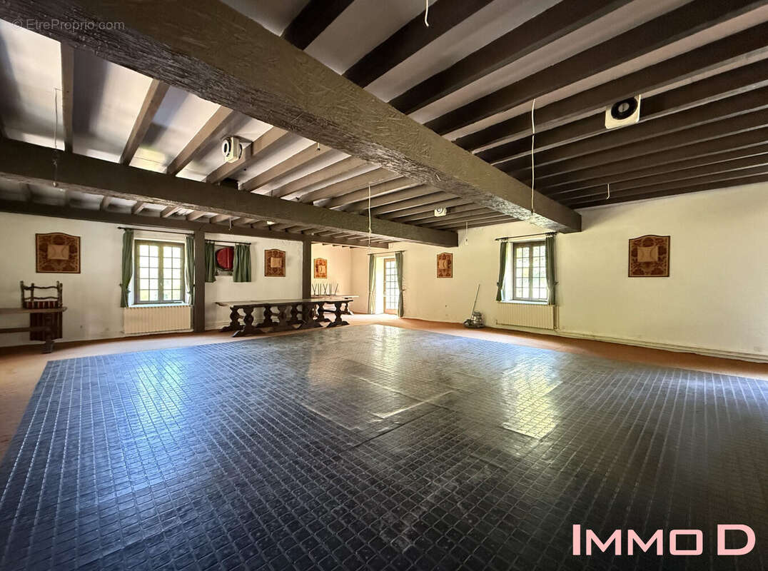 Maison à VIVIERS-LE-GRAS