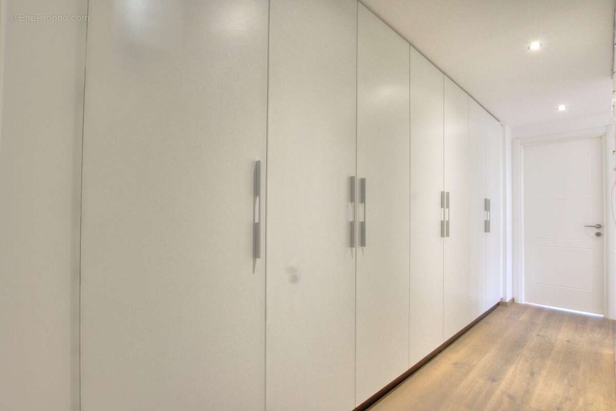 Appartement à SAINT-GENIS-POUILLY