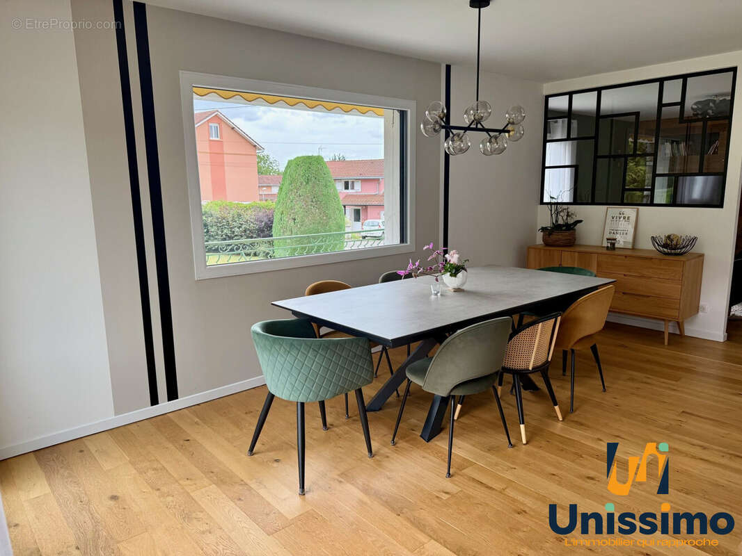 Maison à COLOMBIER-FONTAINE