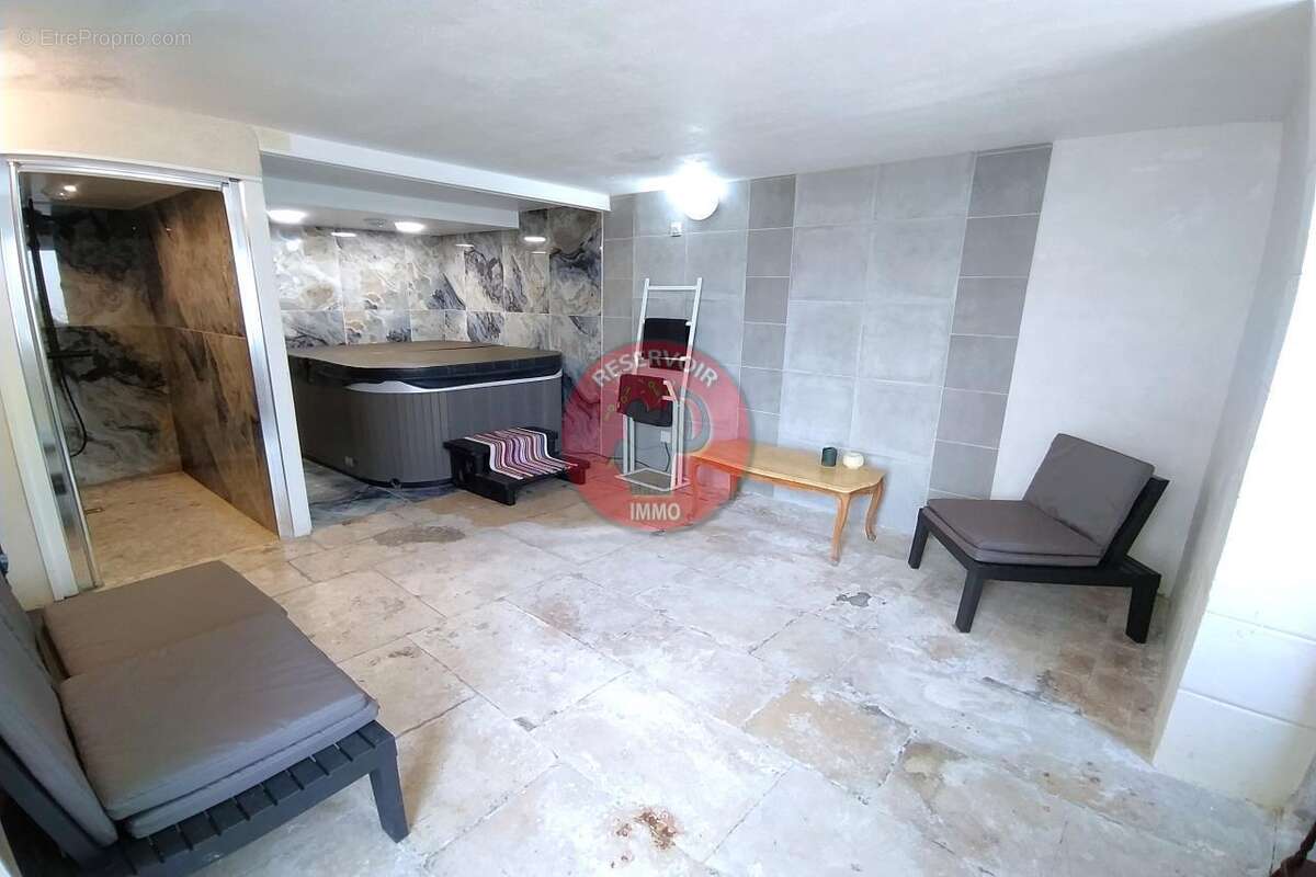 Maison à AISY-SUR-ARMANCON