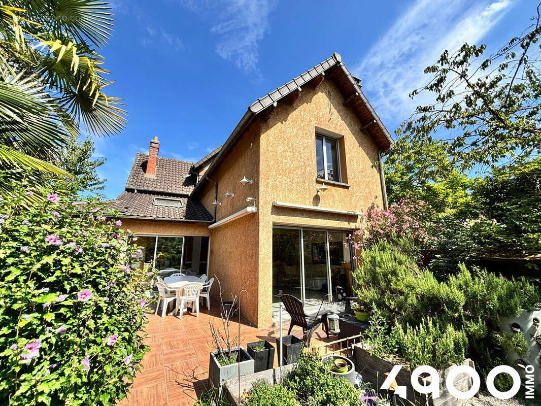 Maison à RIS-ORANGIS