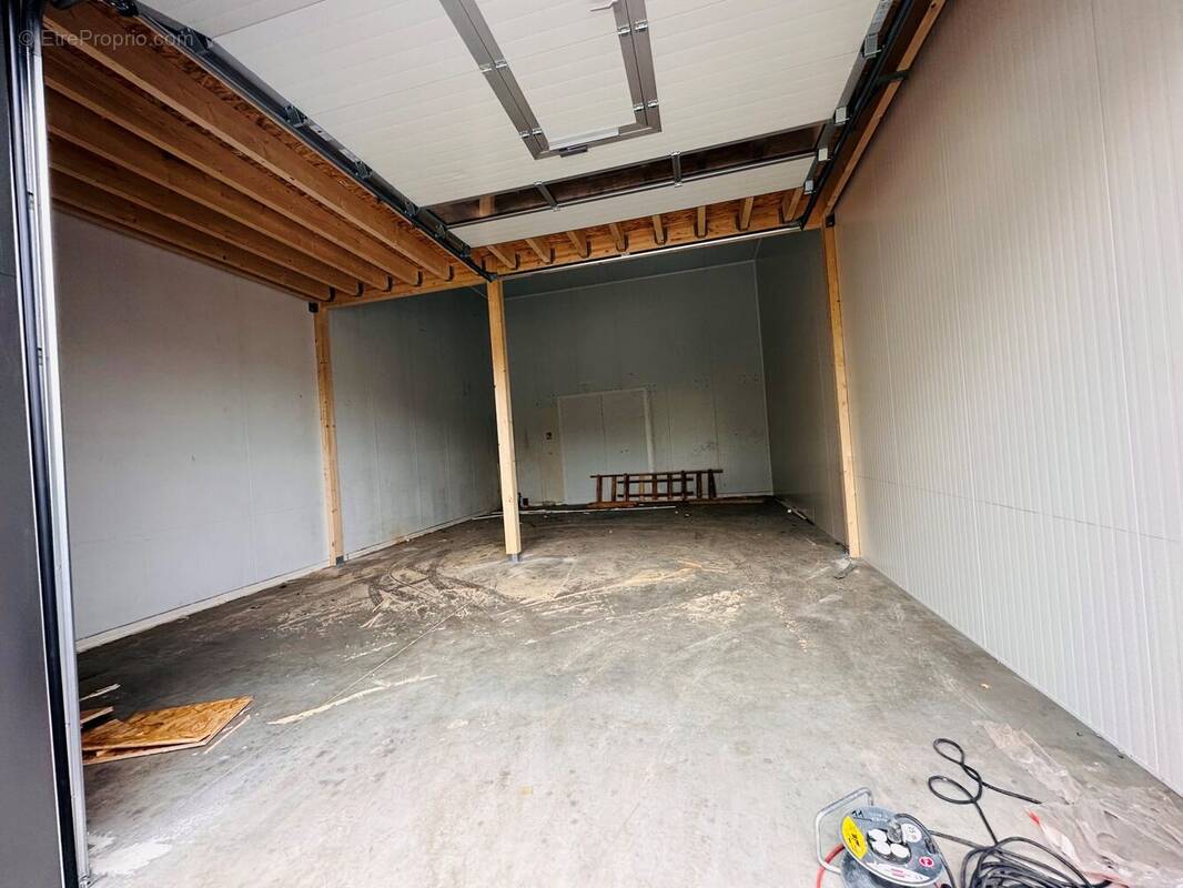 Commerce à SAINTE-CONSORCE