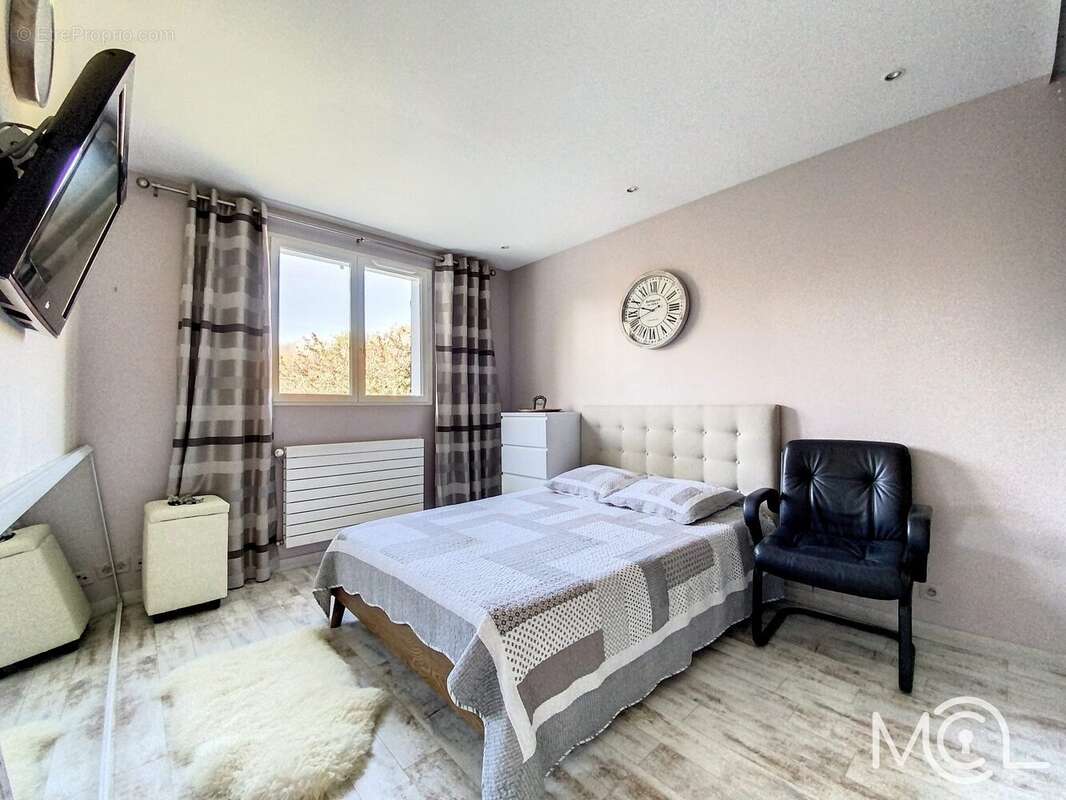 Maison à BOUSSY-SAINT-ANTOINE