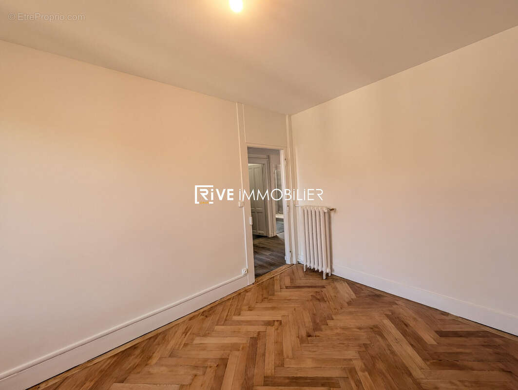 Appartement à EVIAN-LES-BAINS