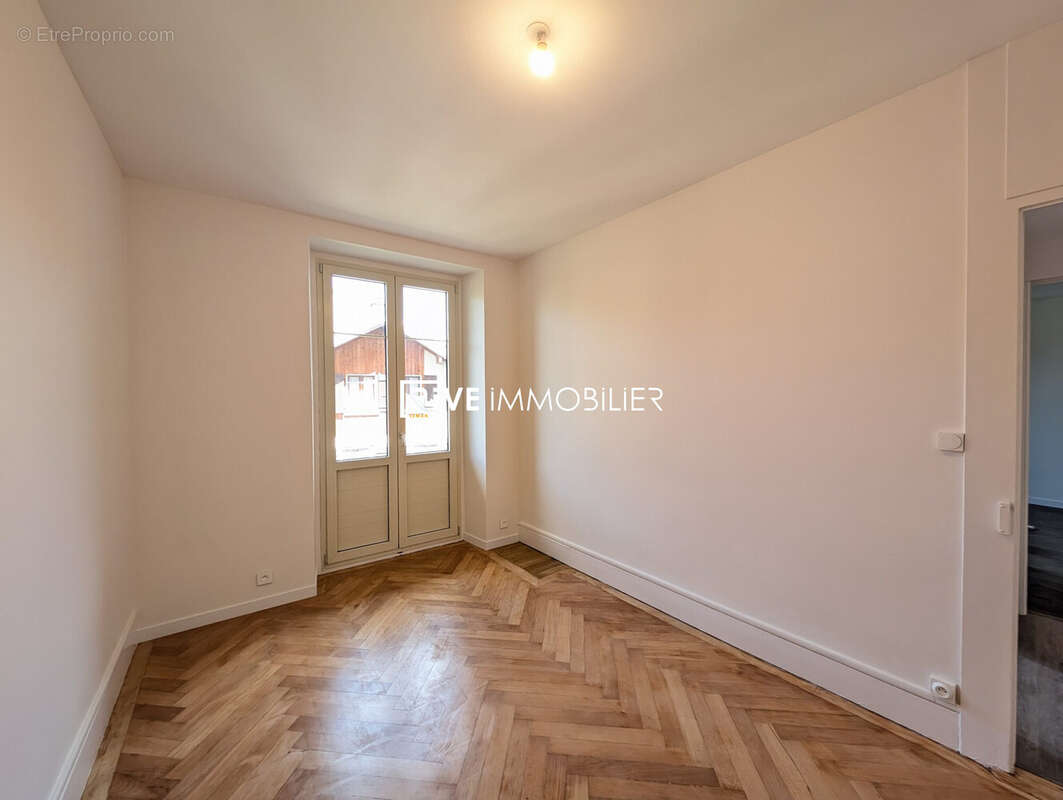 Appartement à EVIAN-LES-BAINS
