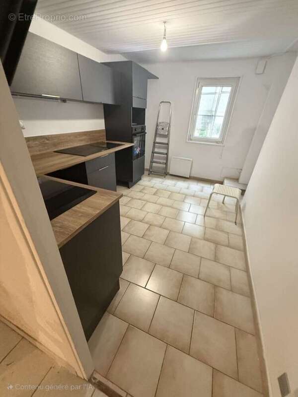 Maison à NISSAN-LEZ-ENSERUNE