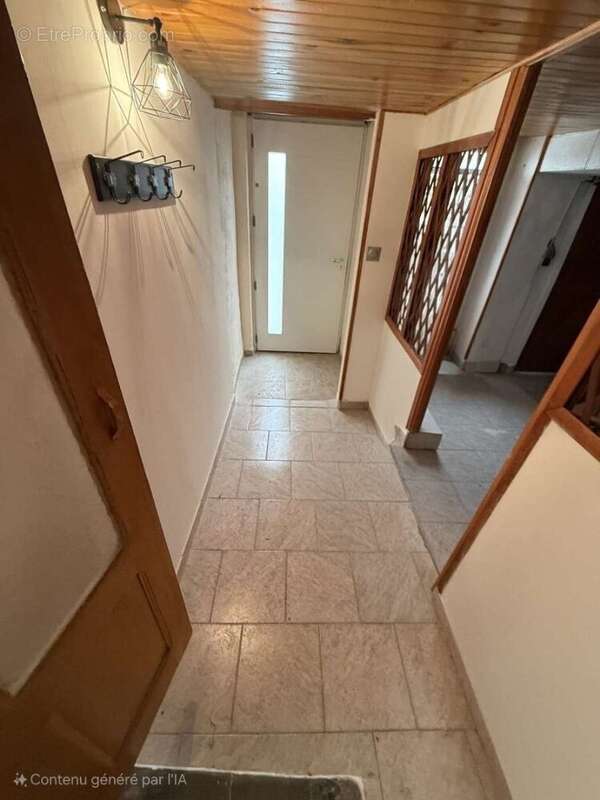 Maison à NISSAN-LEZ-ENSERUNE