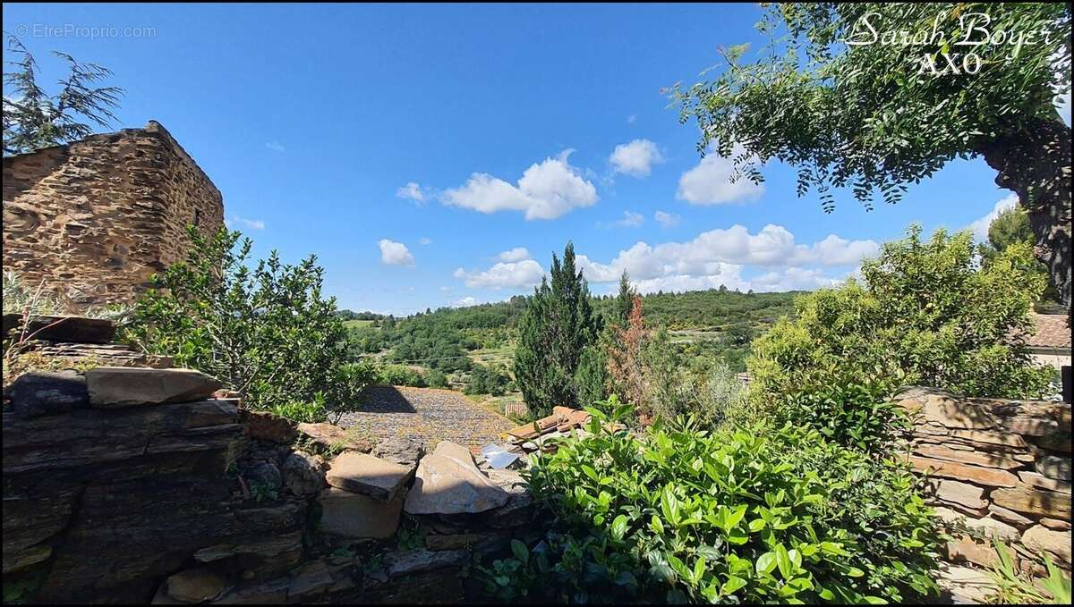 Maison à USCLAS-DU-BOSC