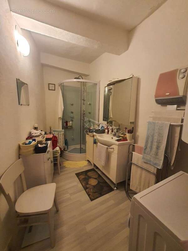 Maison à USCLAS-DU-BOSC