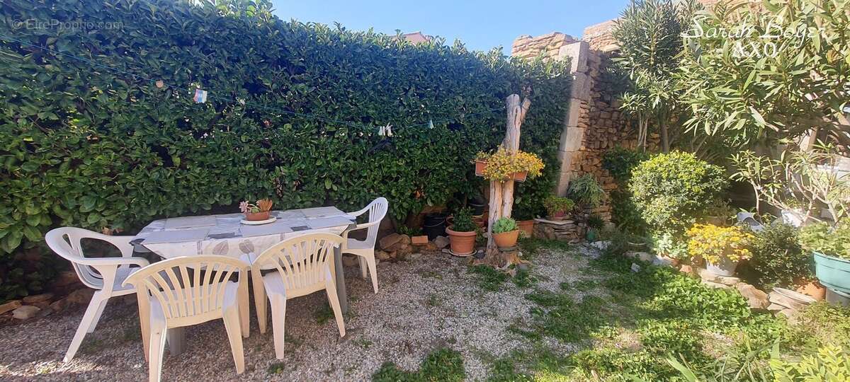 Maison à USCLAS-DU-BOSC