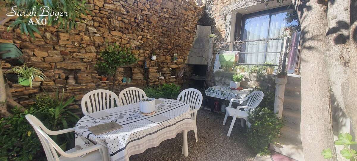 Maison à USCLAS-DU-BOSC