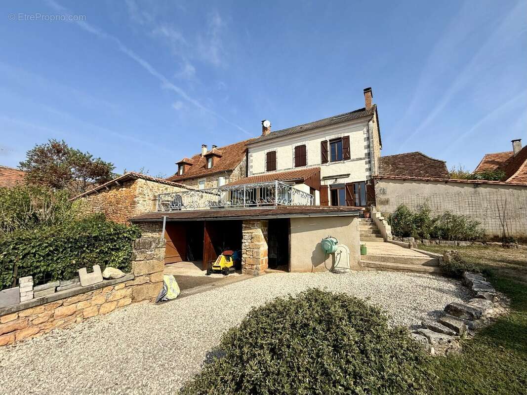 Maison à SAINT-JORY-LAS-BLOUX