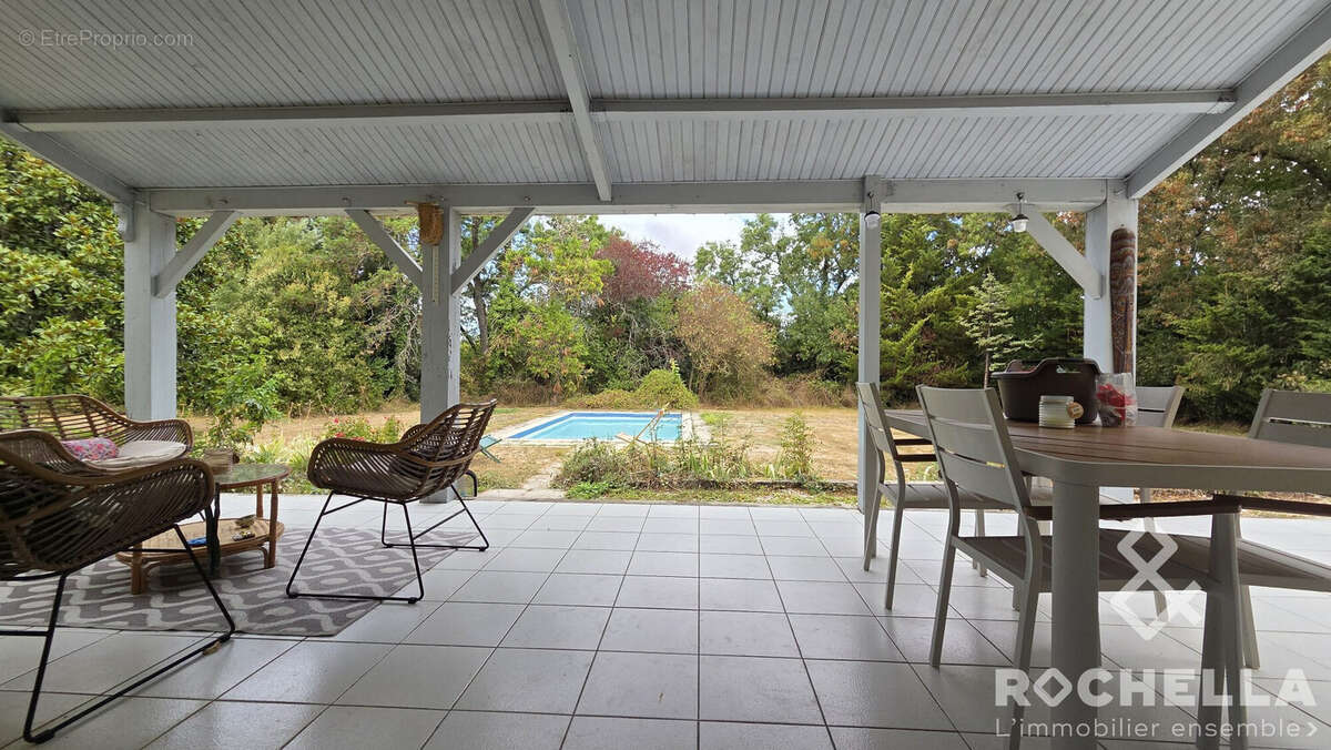 Maison à LES EGLISES-D&#039;ARGENTEUIL