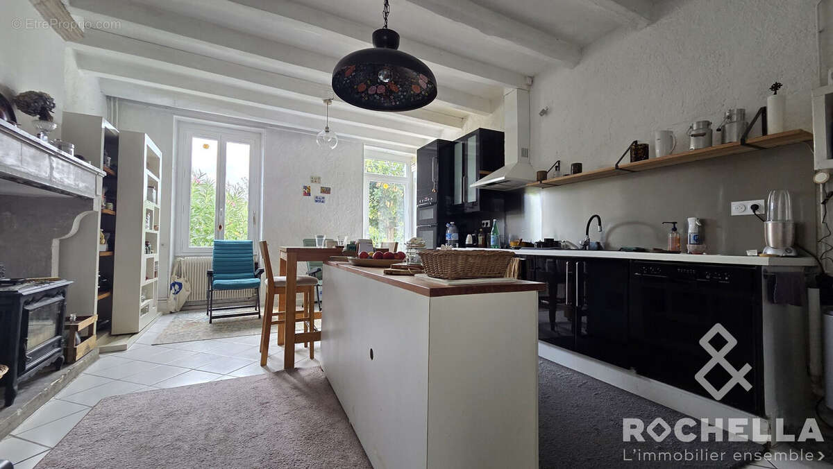 Maison à LES EGLISES-D&#039;ARGENTEUIL