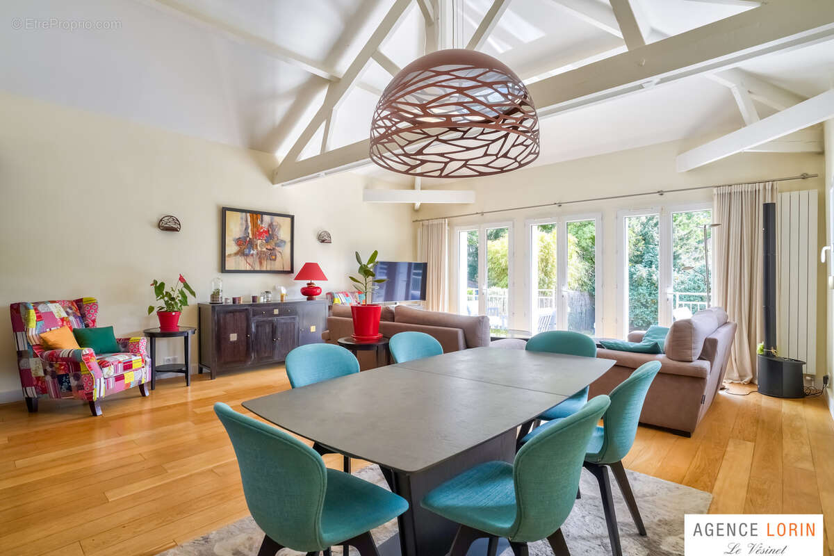 Maison à LE VESINET