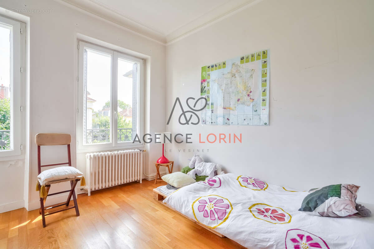 Maison à LE VESINET