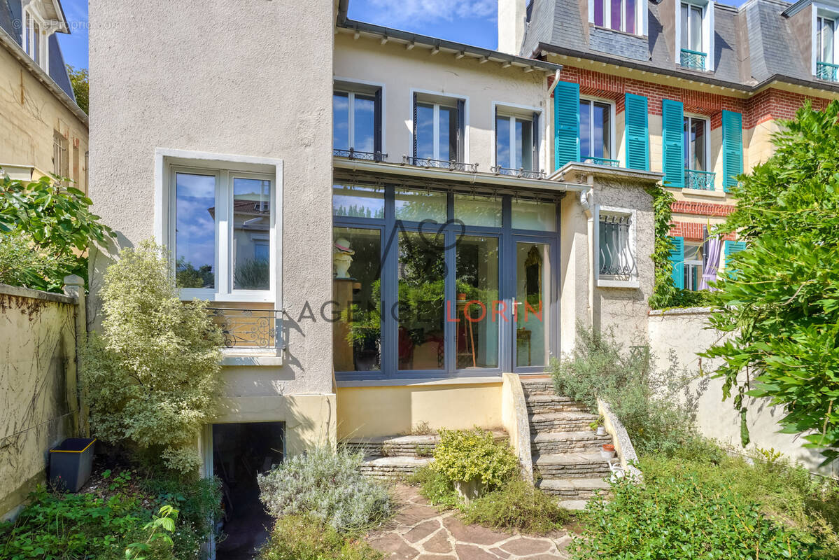 Maison à LE VESINET