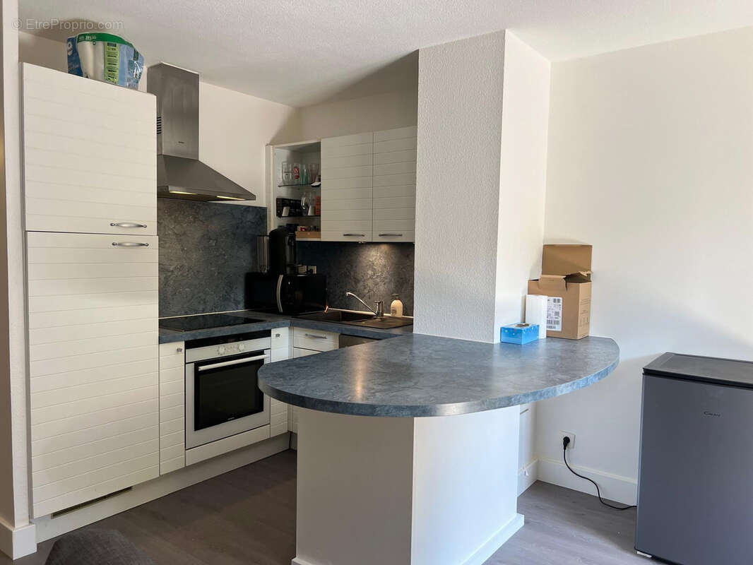 Appartement à COLLONGES-SOUS-SALEVE