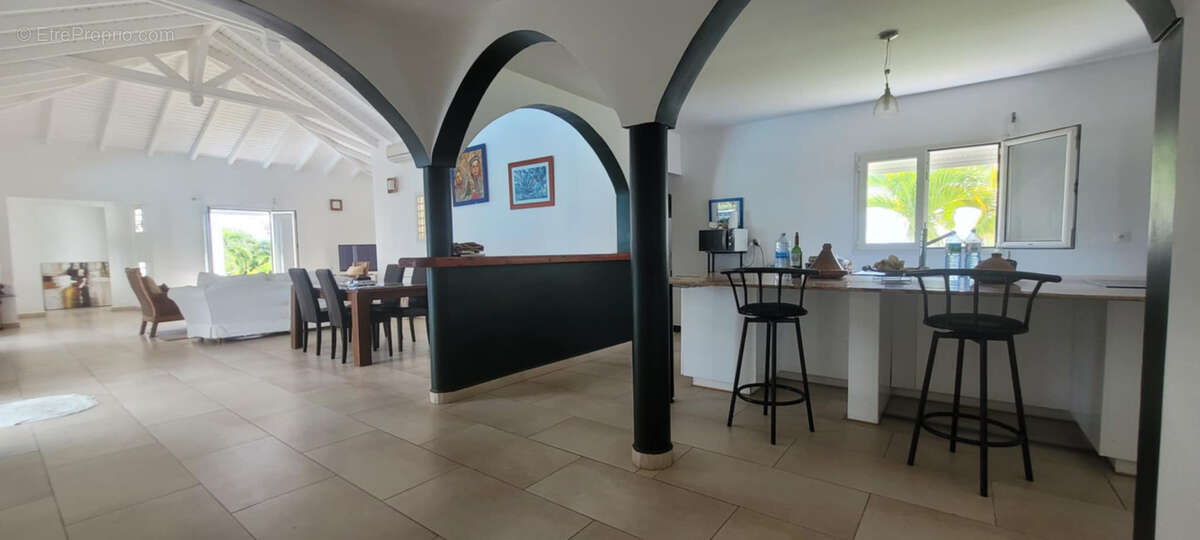 Maison à SAINTE-ANNE