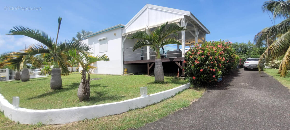 Maison à SAINTE-ANNE