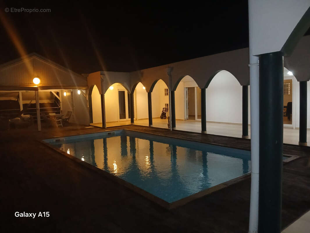 Maison à SAINTE-ANNE