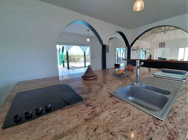 Maison à SAINTE-ANNE