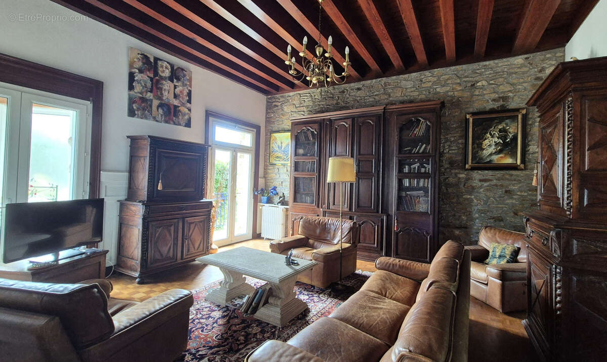 Maison à CLOHARS-CARNOET