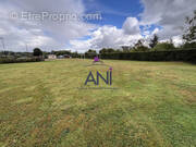 Terrain à LES GRANDES-VENTES