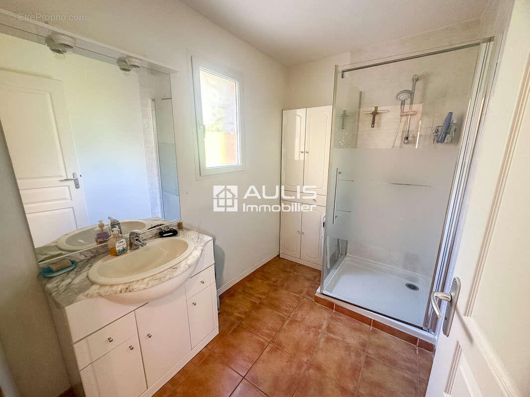 Appartement à FLEURY