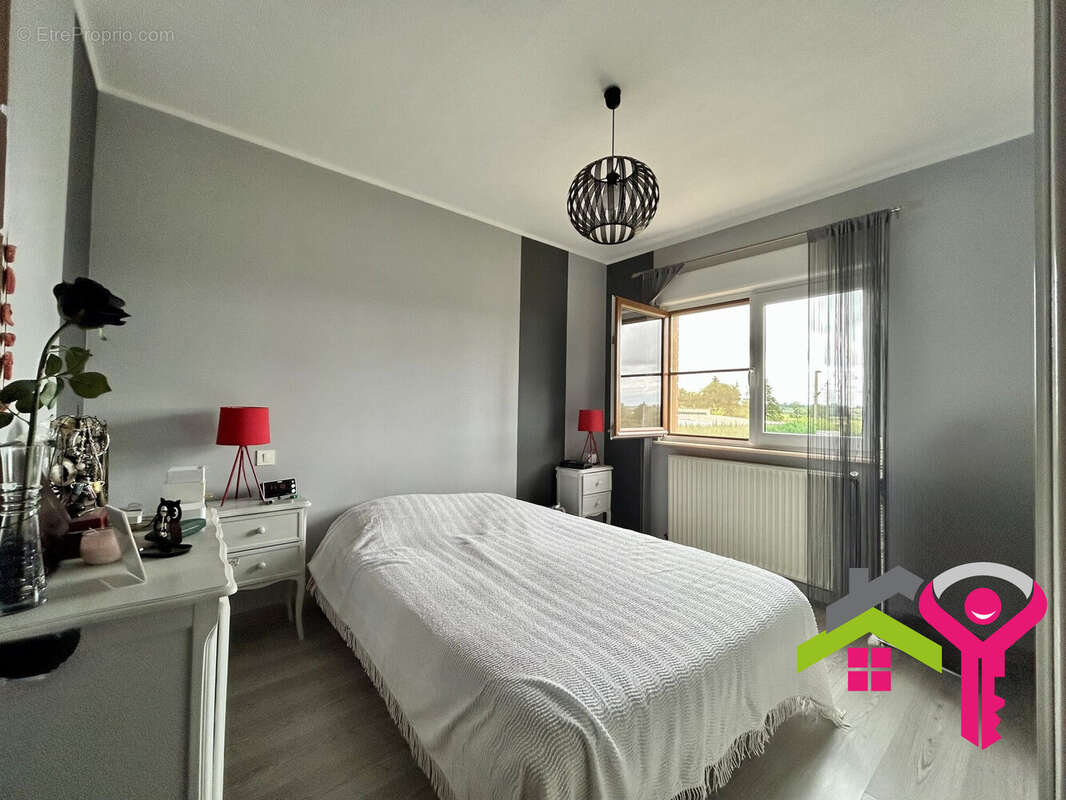 Maison à SASSEGNIES