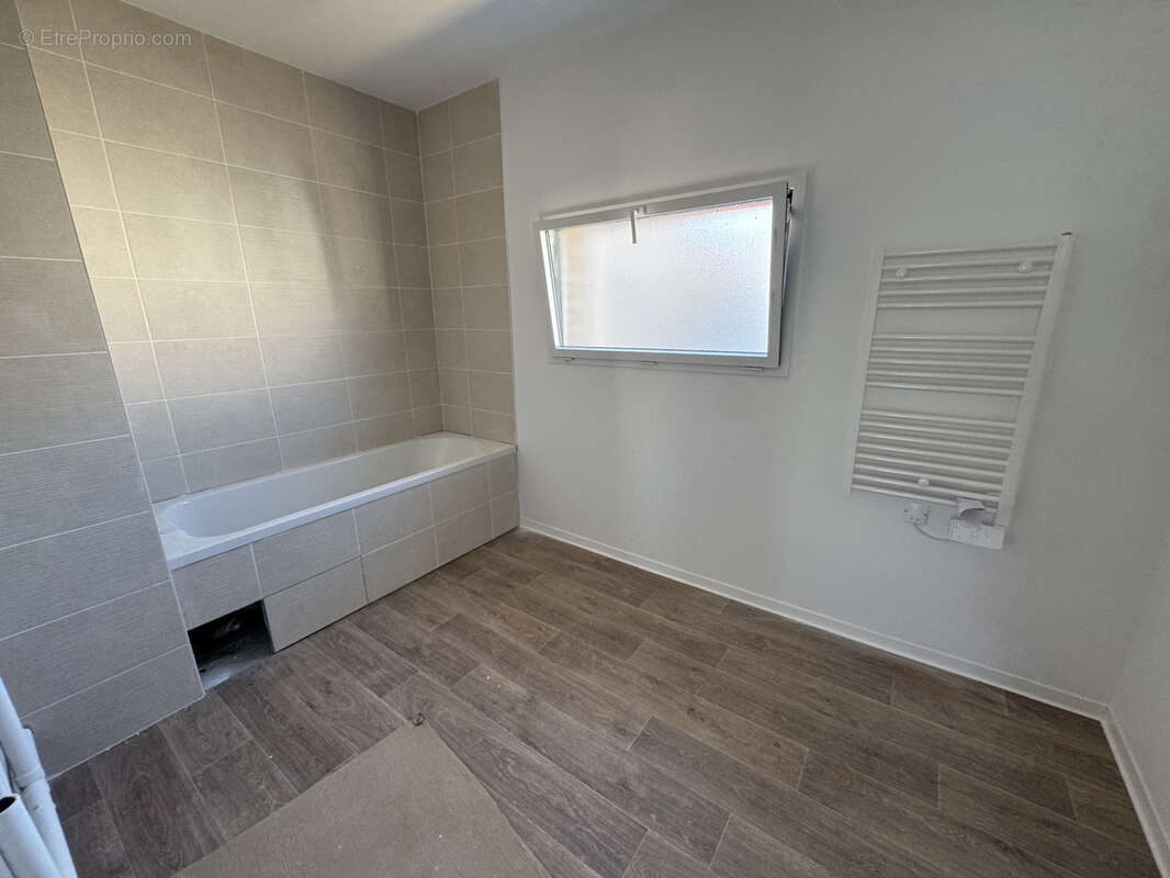 Maison à VILLENAVE-D&#039;ORNON