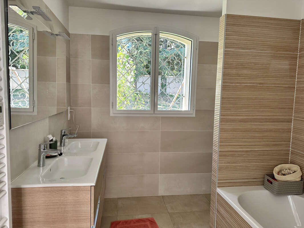 Maison à SAINT-GALMIER