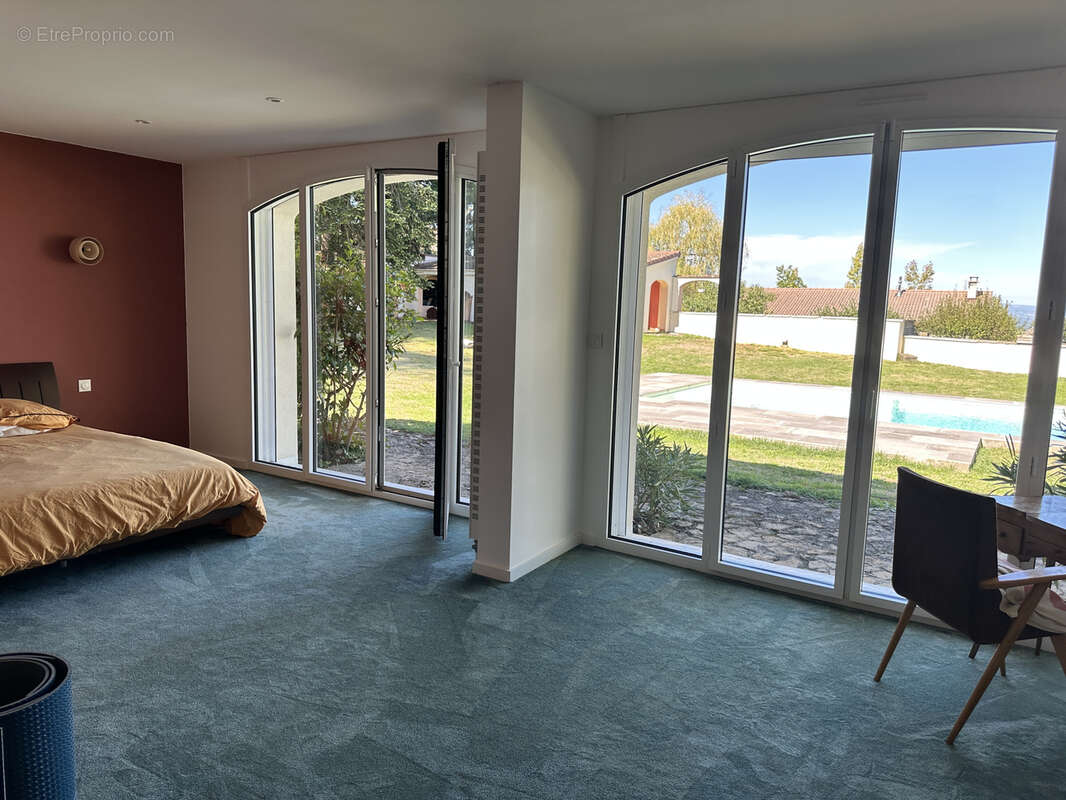 Maison à SAINT-GALMIER