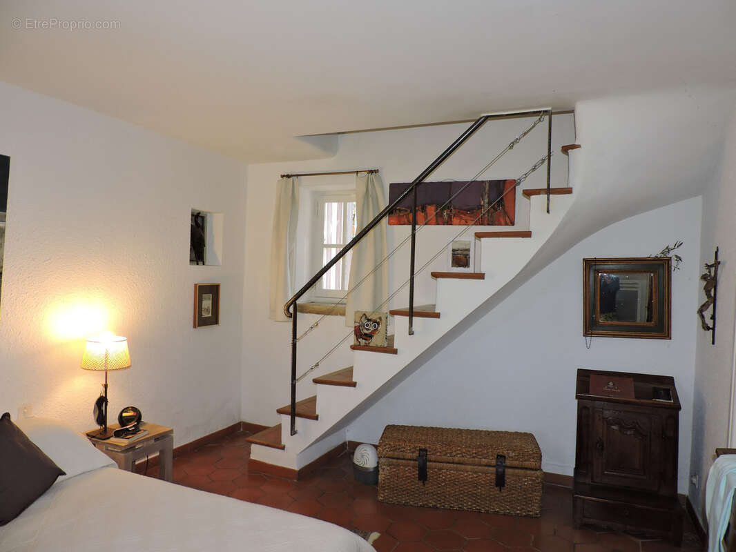 Maison à FORCALQUIER